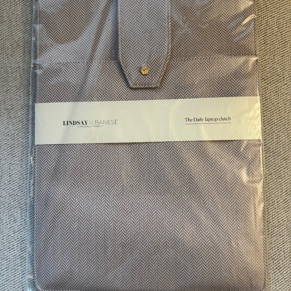 New! - Lindsay Albanese - The Daily Laptop Clutch